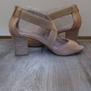 ROCKPORT Adiprene by Adidas Tan SANDALS Zip Heel Size 9 (K446)